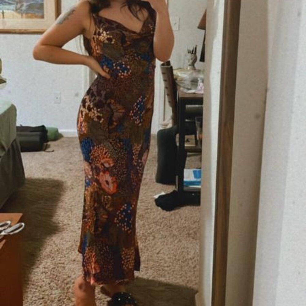 Anthropologie Elyse Luxe Bias Cut Slip Dress Multi Floral Silky ✨ 💃🏻 Medium - Picture 10 of 10